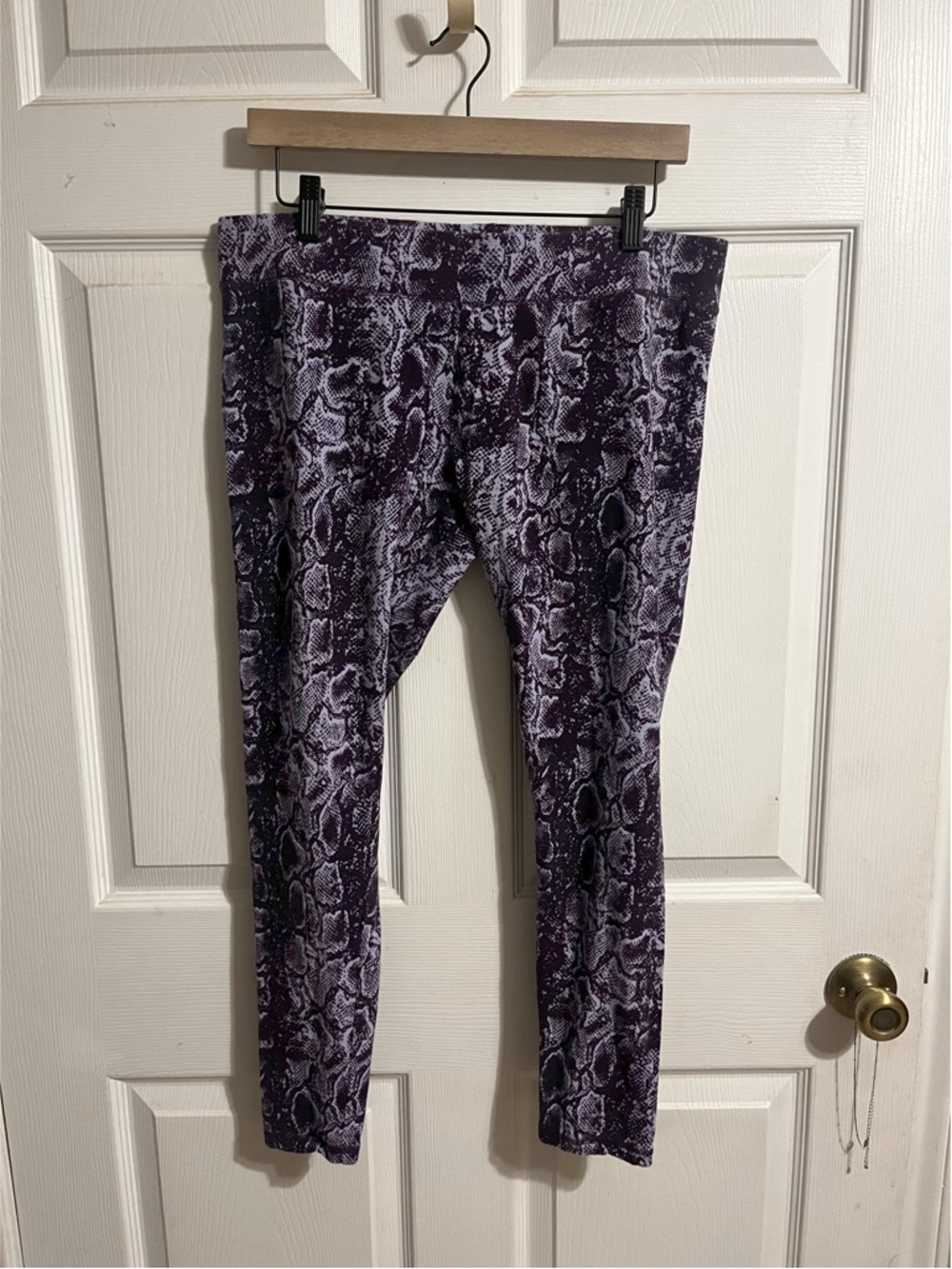 BCG | Purple and Black Snakeskin Legging - Sz L